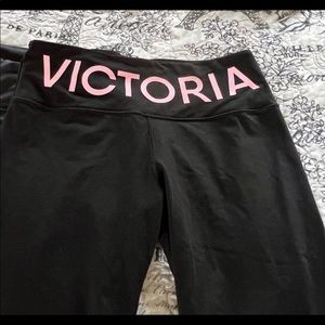 ISO this exact victoria legging XL